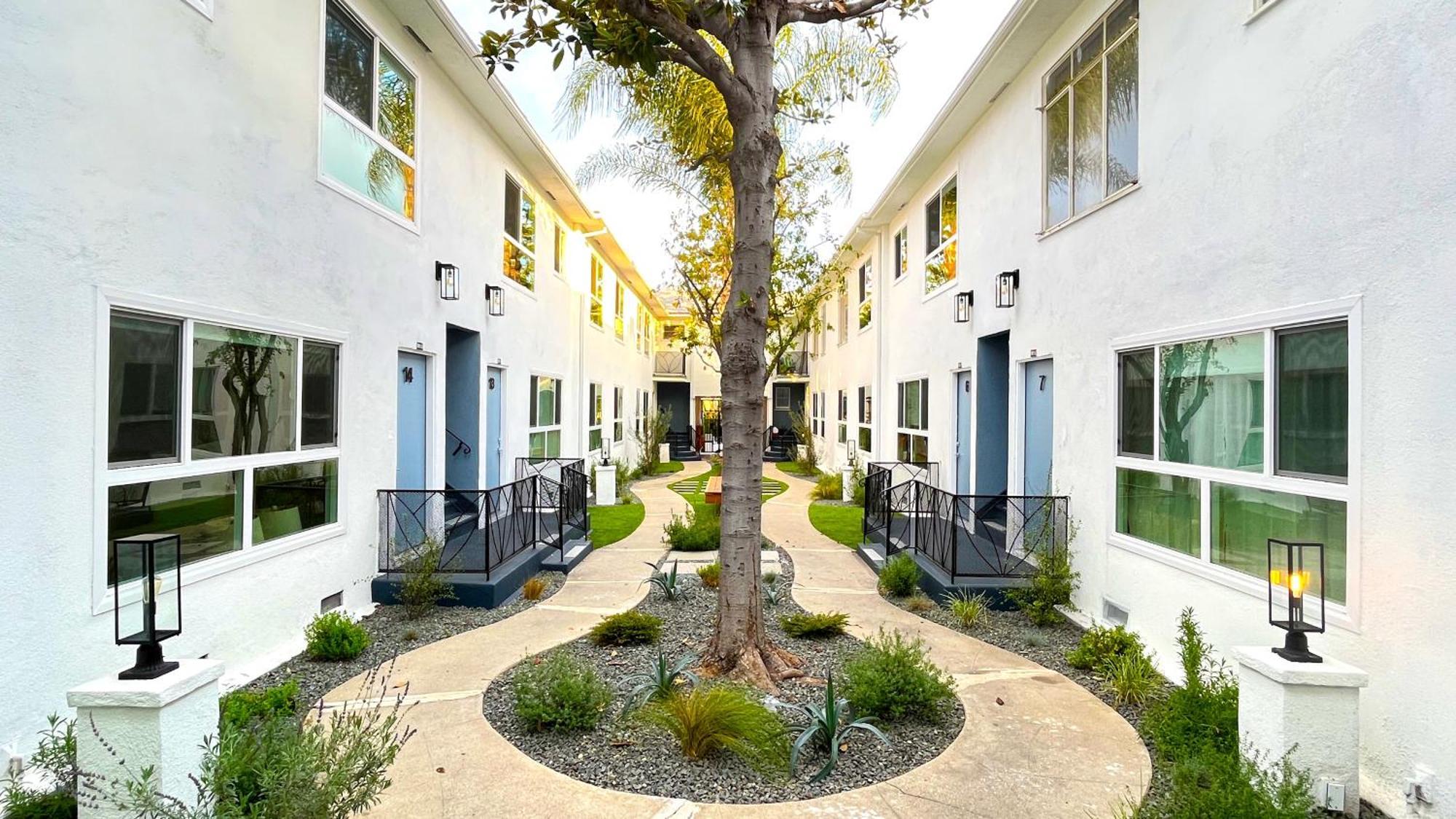 Hollywood/Thai Town Courtyard Apartment Los Angeles Exteriör bild